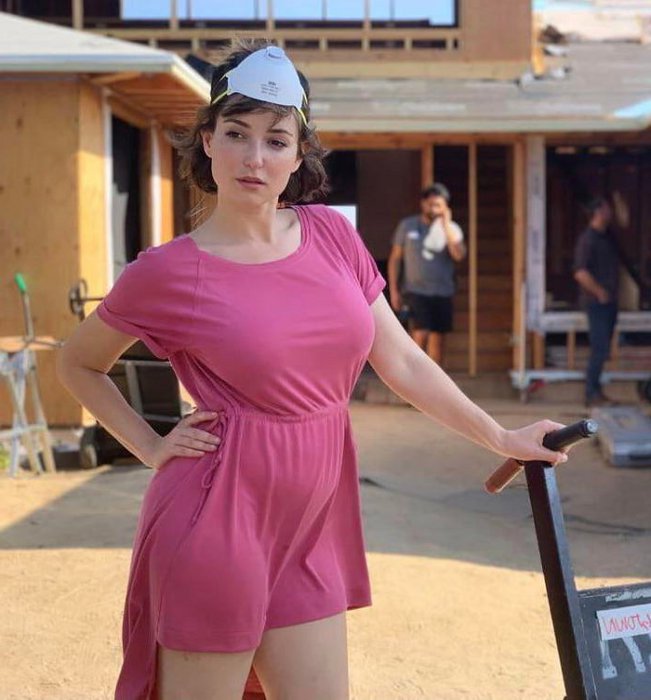 Milana Vayntrub Bikini