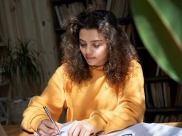 Step By Step Guide To Write a Professional Narrative Essay